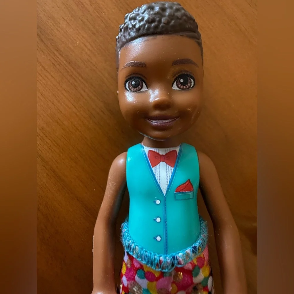 Barbie Chelsea Surprise Party Color Reveal Boy Doll with CROWN SHOES BALLOON